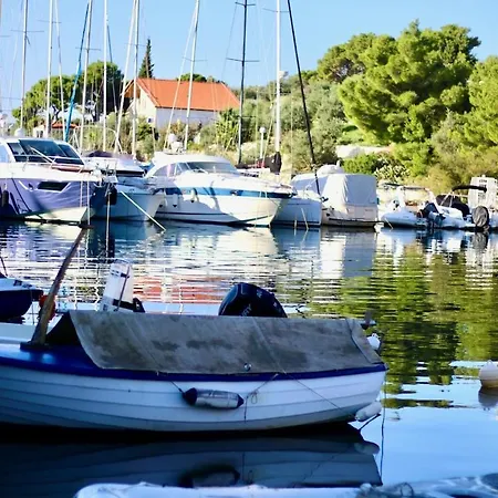 Peaceful Nana Brac Holiday home