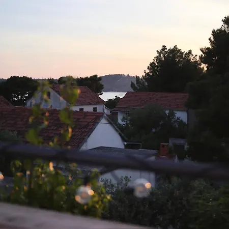 Peaceful Nana Brac Holiday home Milna (Brac)